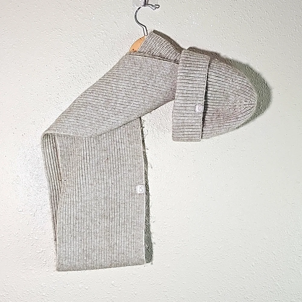 Calvin Klein Scarf & Beanie.